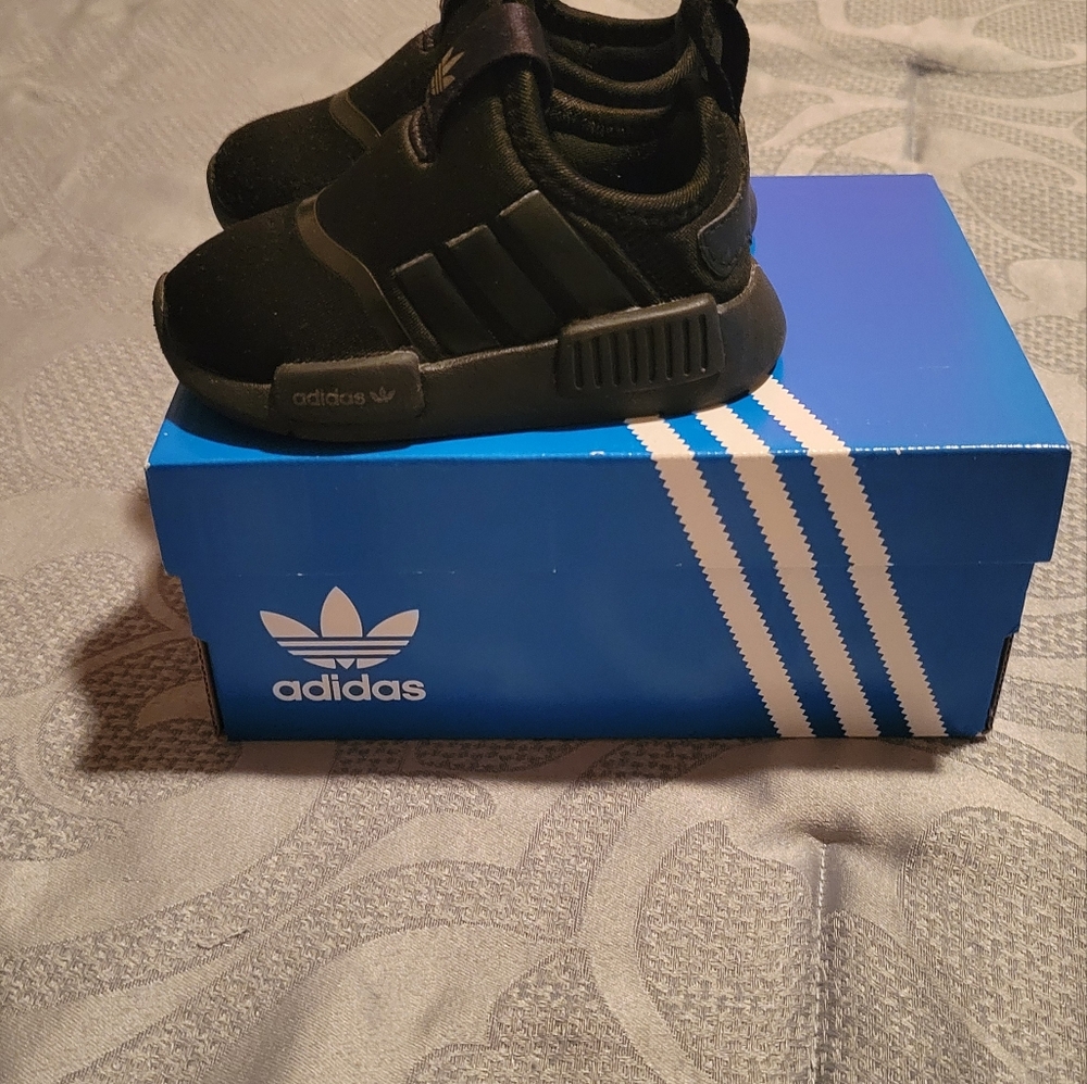 Adidas Shoes - Picture 3 of 5